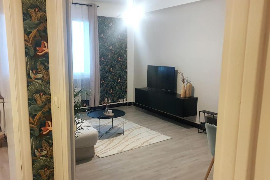 Appartement *cosy* Spacieux * Entree Autonome* Centrale* *